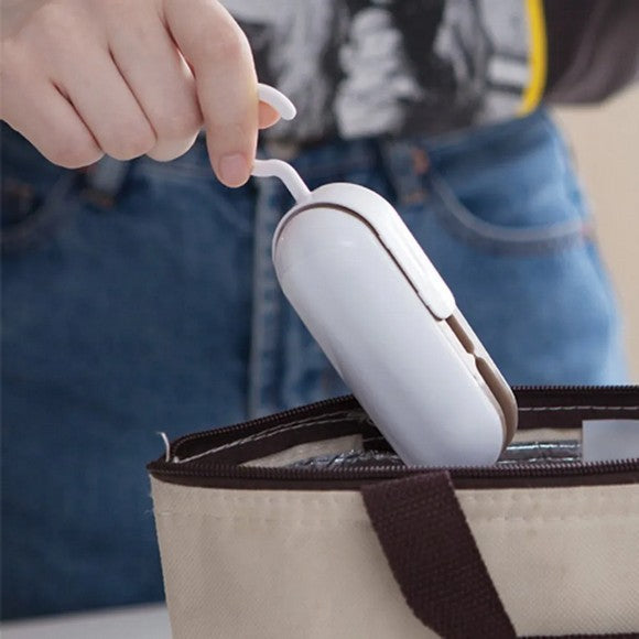 Mini Portable Food Sealer Machine With Hanger